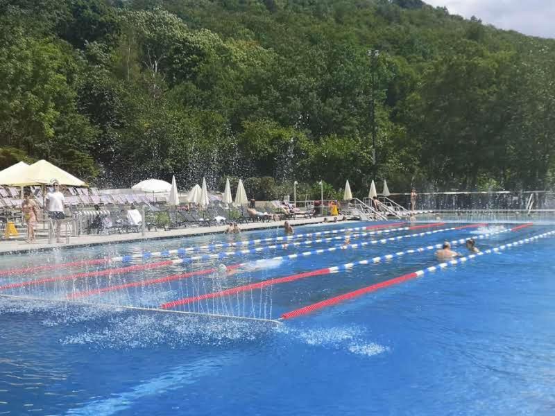Apartments Iris Karlovy Vary Luaran gambar