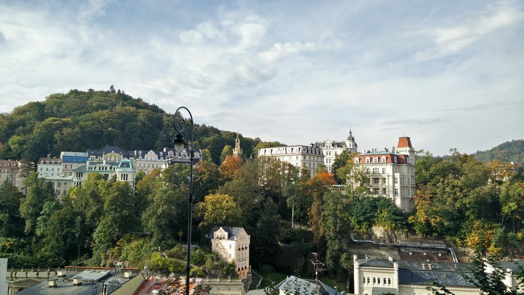 Apartments Iris Karlovy Vary Luaran gambar